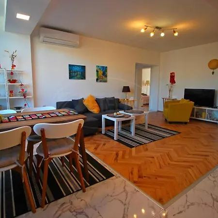 Level3/4 Apartment Burgas